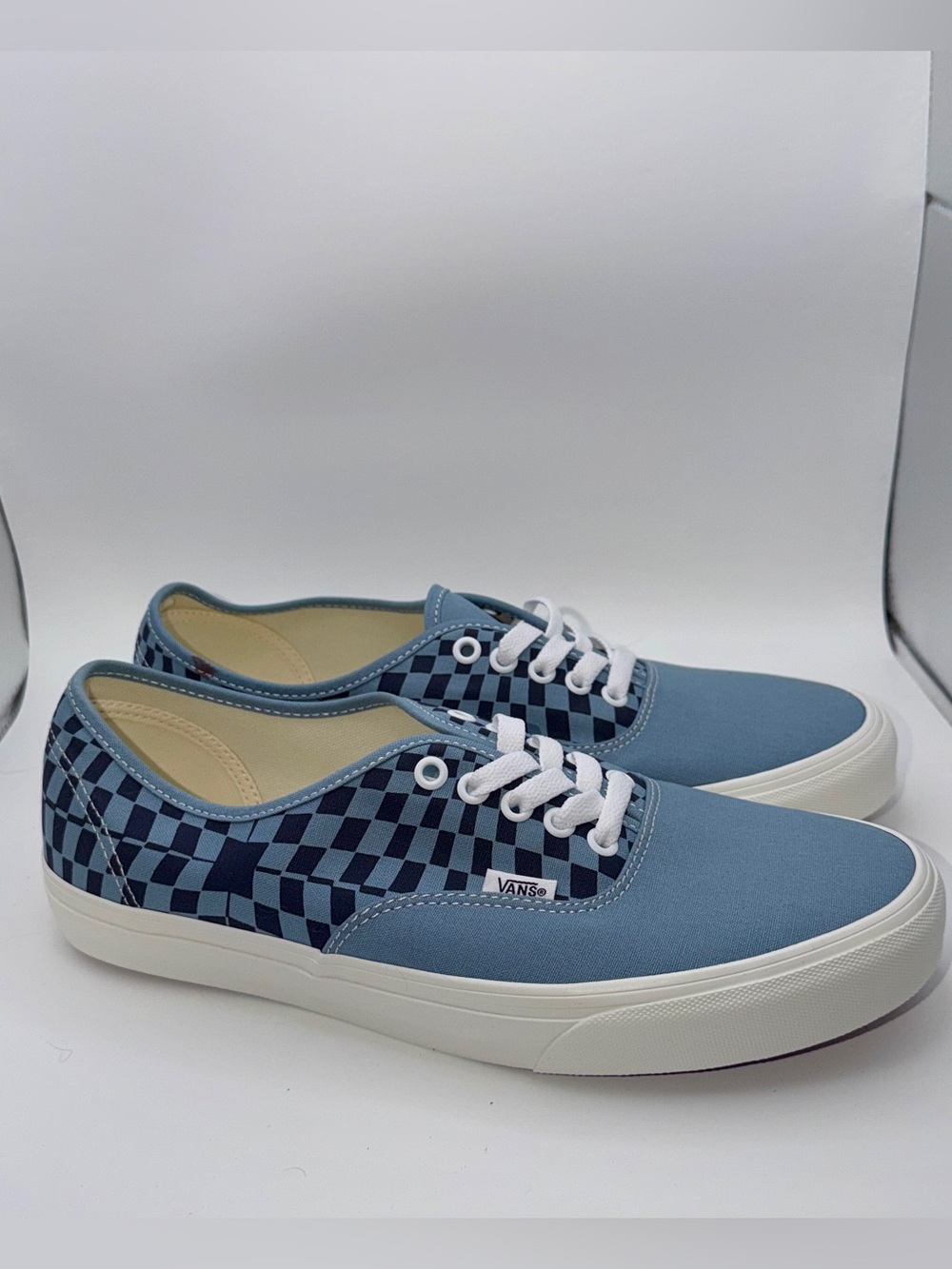 Vans Men’s Light Blue Checkerboard Low-Top Sneakers